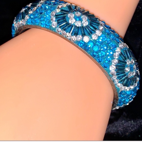 Dramatic & Dazzling Handmade Crystal Blue Bangle - Bracelet - Picture 3 of 16
